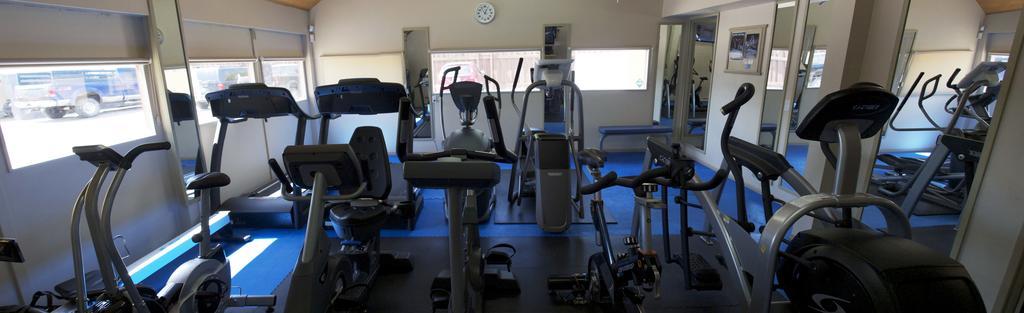 Ypc Fitness & Accomodations Invermere Cameră foto